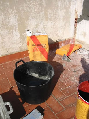 Utilización de Sika Monotop para reparación de grietas