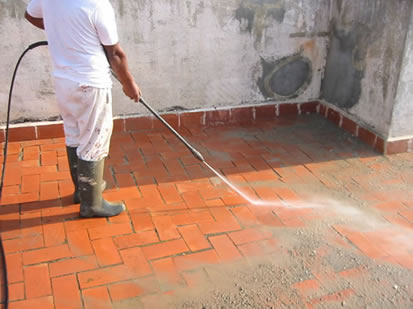 Cómo pintar el suelo de la terraza